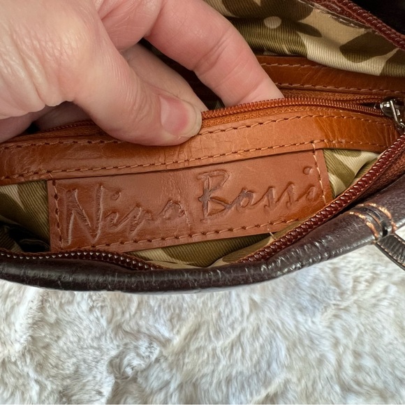 NINO BOSSI Brown and Cognac Leather Crossbody Bag - Picture 10 of 15